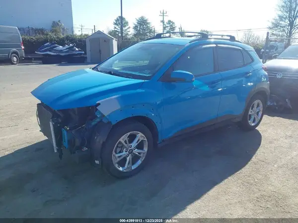 KM8K62ABXNU754537 2022 HYUNDAI KONA - Image 2
