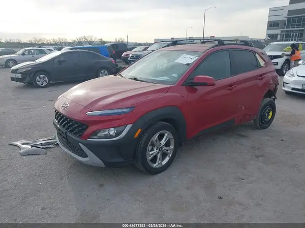 KM8K62ABXNU759656 2022 HYUNDAI KONA - Image 2