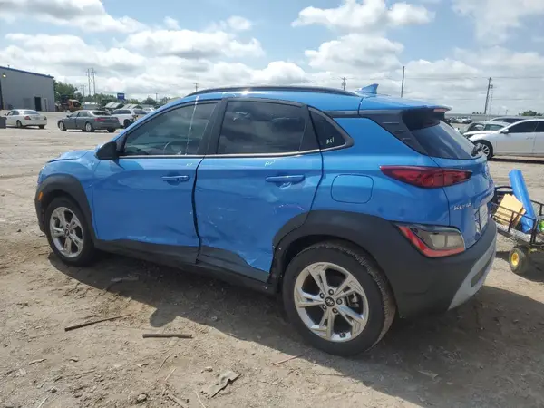 KM8K62ABXNU816387 2022 HYUNDAI KONA - Image 2