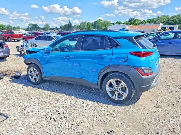 KM8K62ABXNU842665 2022 HYUNDAI KONA - Image 2