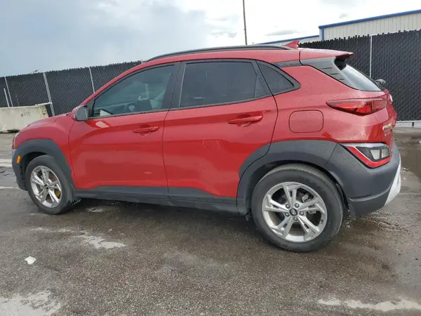 KM8K62ABXNU877383 2022 HYUNDAI KONA - Image 2