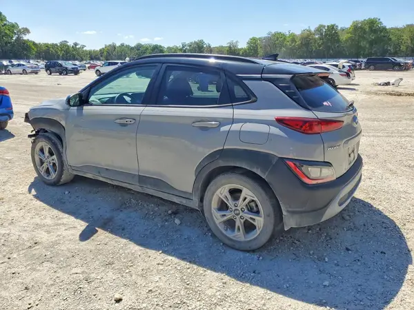 KM8K62ABXNU913637 2022 HYUNDAI KONA - Image 2