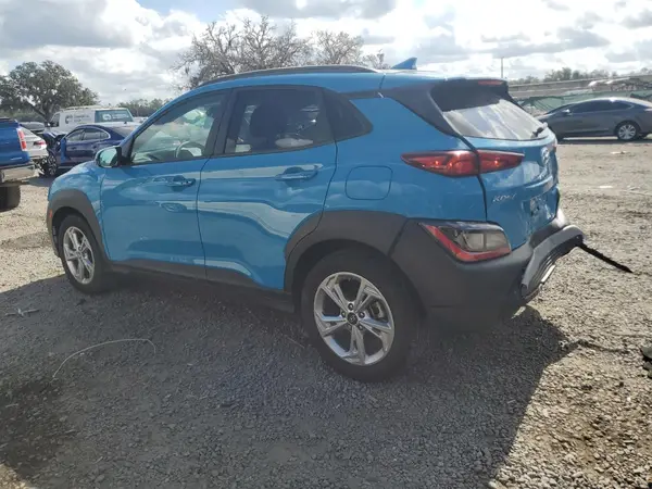 KM8K62ABXNU925397 2022 HYUNDAI KONA - Image 2