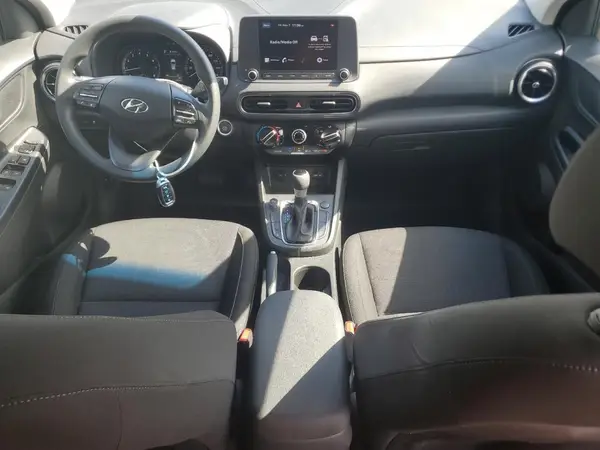 KM8K62ABXNU925397 2022 HYUNDAI KONA - Image 8