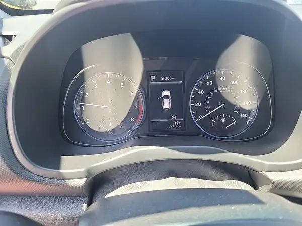 KM8K62ABXPU028910 2023 HYUNDAI KONA - Image 2