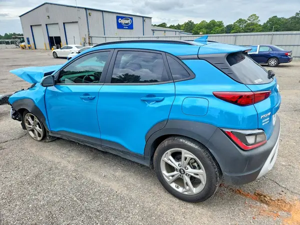 KM8K62ABXPU955907 2023 HYUNDAI KONA - Image 2