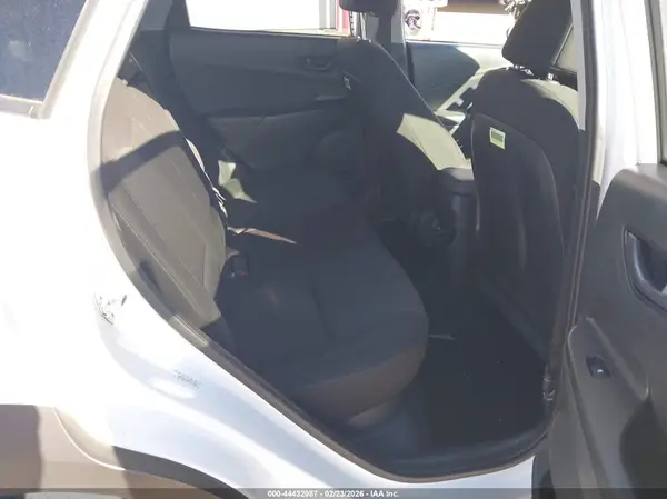 KM8K62ABXPU978958 2023 HYUNDAI KONA - Image 8