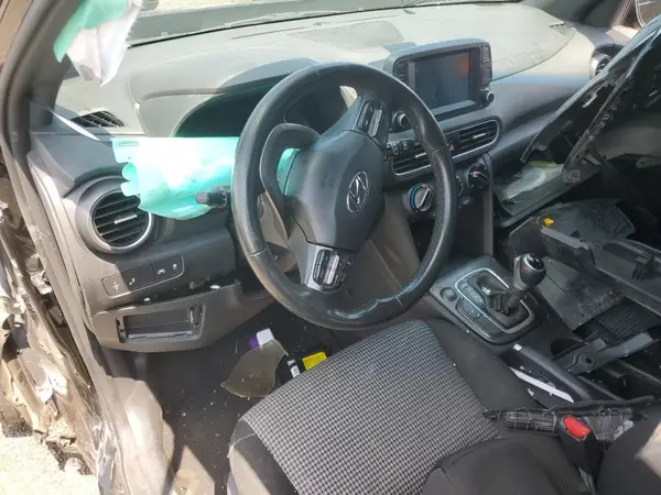 KM8K63A51MU670749 2021 HYUNDAI KONA - Image 8