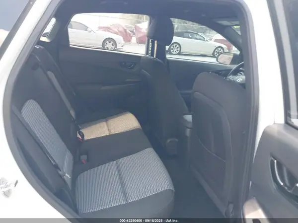 KM8K63A57MU683506 2021 HYUNDAI KONA - Image 8