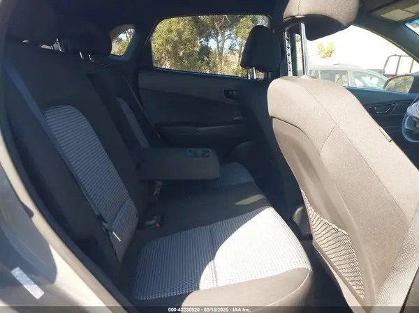 KM8K63A58MU691971 2021 HYUNDAI KONA - Image 8