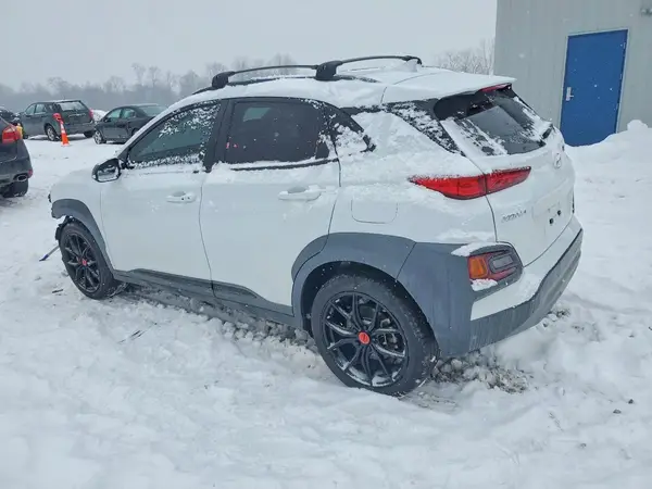 KM8K6CA50MU675196 2021 HYUNDAI KONA - Image 2