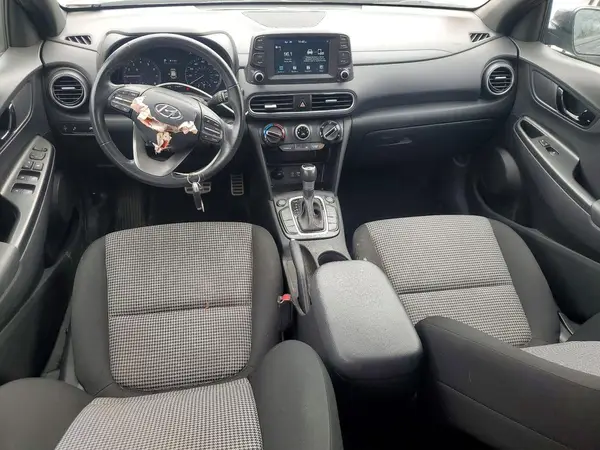 KM8K6CA52MU697393 2021 HYUNDAI KONA - Image 8