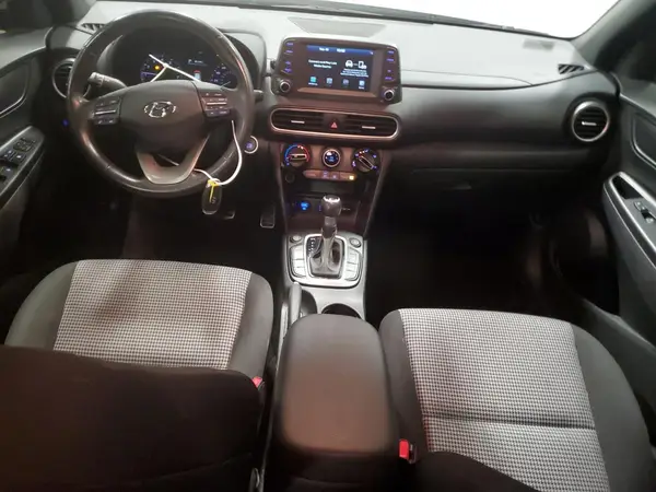 KM8K6CA52MU734216 2021 HYUNDAI KONA - Image 8