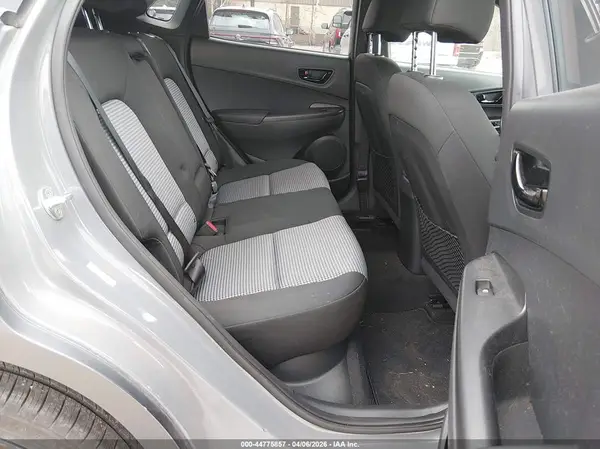 KM8K6CA53MU699993 2021 HYUNDAI KONA - Image 8