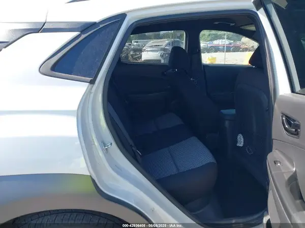 KM8K6CA55MU671273 2021 HYUNDAI KONA - Image 8