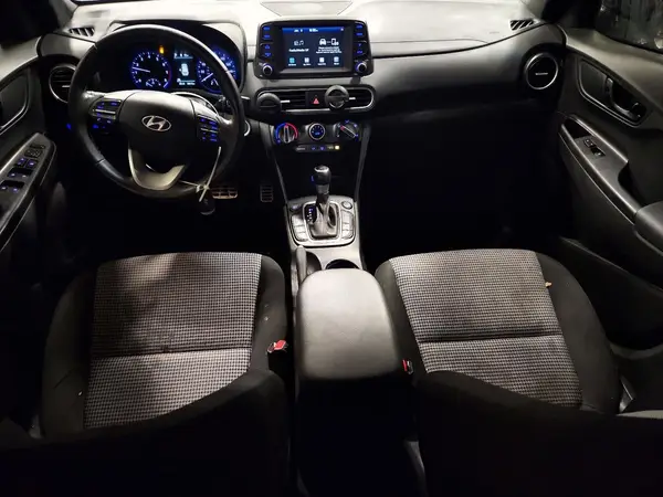 KM8K6CA55MU712226 2021 HYUNDAI KONA - Image 8