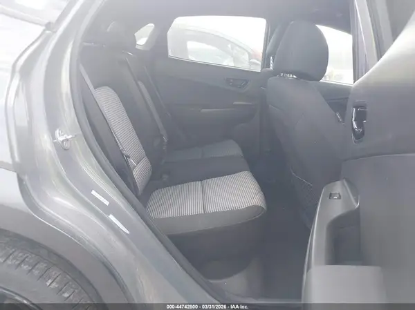 KM8K6CA56MU726071 2021 HYUNDAI KONA - Image 8