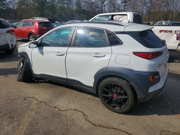 KM8K6CA57MU689337 2021 HYUNDAI KONA - Image 2