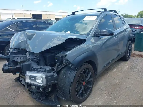 KM8K6CA57MU699091 2021 HYUNDAI KONA - Image 2