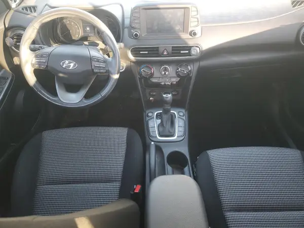 KM8K6CAA0JU180070 2018 HYUNDAI KONA - Image 8