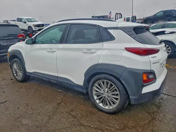 KM8K6CAA0MU729996 2021 HYUNDAI KONA - Image 2