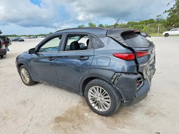 KM8K6CAA1JU084920 2018 HYUNDAI KONA - Image 2