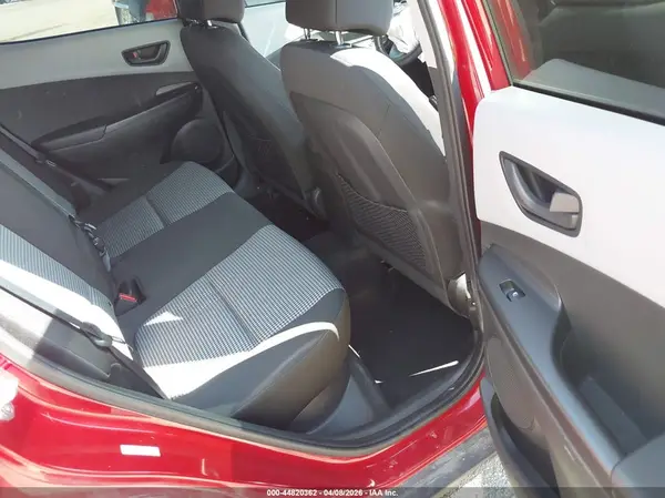 KM8K6CAA1KU318975 2019 HYUNDAI KONA - Image 8