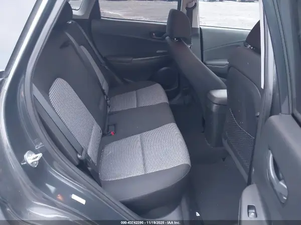KM8K6CAA1KU326283 2019 HYUNDAI KONA - Image 8
