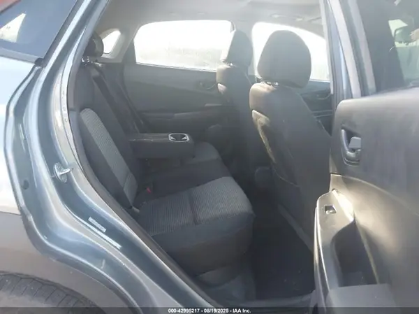 KM8K6CAA1KU337848 2019 HYUNDAI KONA - Image 8
