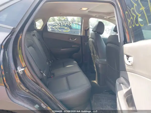 KM8K6CAA2JU173363 2018 HYUNDAI KONA - Image 8