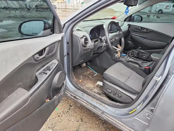 KM8K6CAA2KU255501 2019 HYUNDAI KONA - Image 8