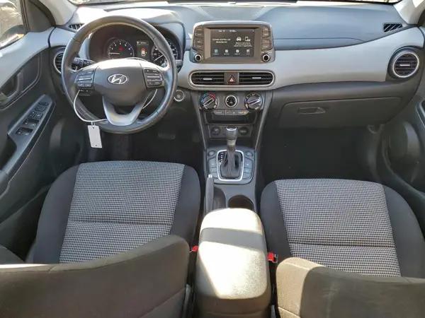 KM8K6CAA2MU684401 2021 HYUNDAI KONA - Image 8