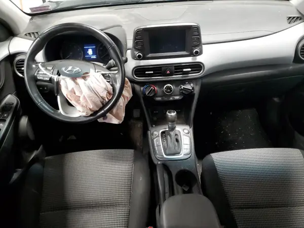KM8K6CAA3JU077726 2018 HYUNDAI KONA - Image 8