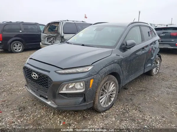 KM8K6CAA3JU138766 2018 HYUNDAI KONA - Image 2