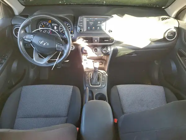 KM8K6CAA3JU150061 2018 HYUNDAI KONA - Image 8