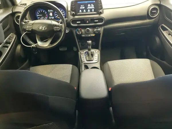 KM8K6CAA3MU632565 2021 HYUNDAI KONA - Image 8