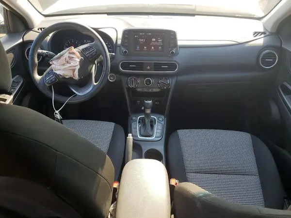 KM8K6CAA3MU723111 2021 HYUNDAI KONA - Image 8