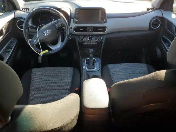 KM8K6CAA4JU082031 2018 HYUNDAI KONA - Image 8