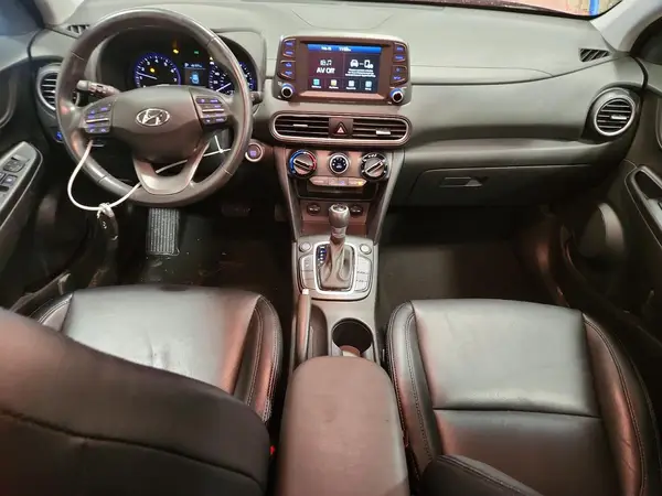 KM8K6CAA4JU096530 2018 HYUNDAI KONA - Image 8