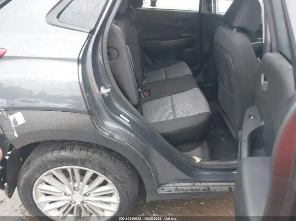 KM8K6CAA4JU111298 2018 HYUNDAI KONA - Image 8