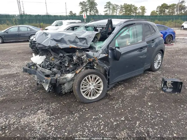 KM8K6CAA4JU113164 2018 HYUNDAI KONA - Image 2
