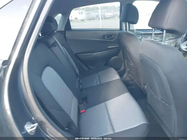 KM8K6CAA4KU255600 2019 HYUNDAI KONA - Image 8