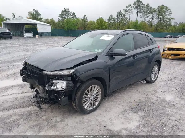 KM8K6CAA4KU257251 2019 HYUNDAI KONA - Image 2