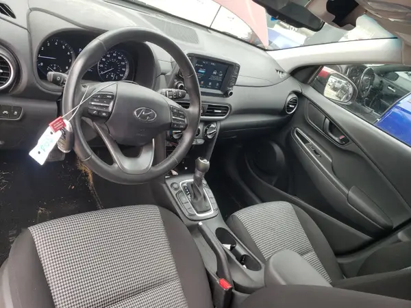 KM8K6CAA4KU325483 2019 HYUNDAI KONA - Image 8