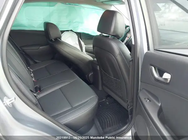 KM8K6CAA4MU698137 2021 HYUNDAI KONA - Image 8