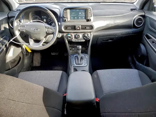 KM8K6CAA4MU738796 2021 HYUNDAI KONA - Image 8