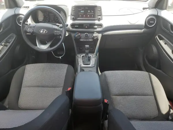 KM8K6CAA4MU745764 2021 HYUNDAI KONA - Image 8