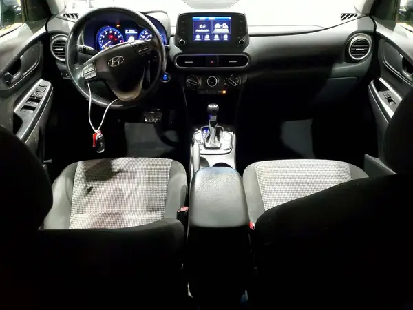 KM8K6CAA5MU690273 2021 HYUNDAI KONA - Image 8