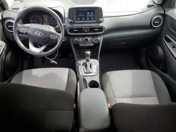 KM8K6CAA5MU741979 2021 HYUNDAI KONA - Image 8