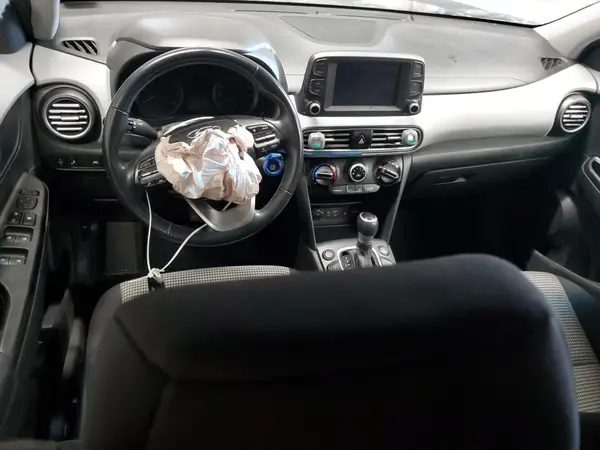 KM8K6CAA6LU446694 2020 HYUNDAI KONA - Image 8